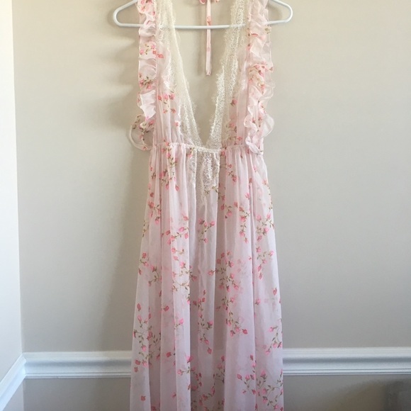 RARE Victoria’s Secret Chiffon Rose Robe - Picture 8 of 10